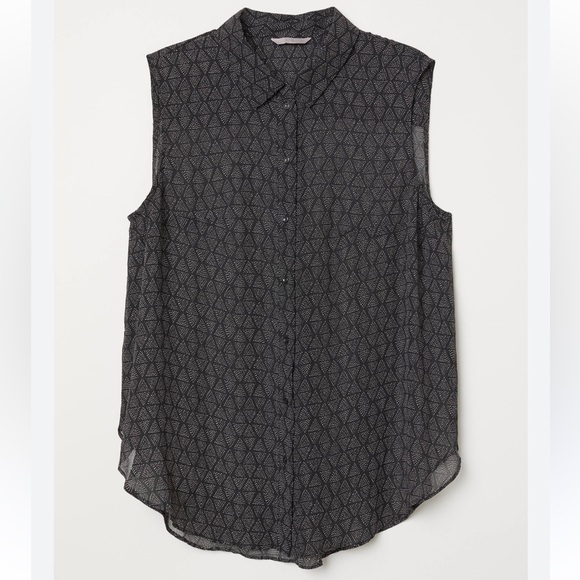 H&M Black and White Button Down Sleeveless Blouse - Picture 1 of 6